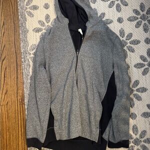Lulu Lemon Men's Gray Hoodie Sweater
